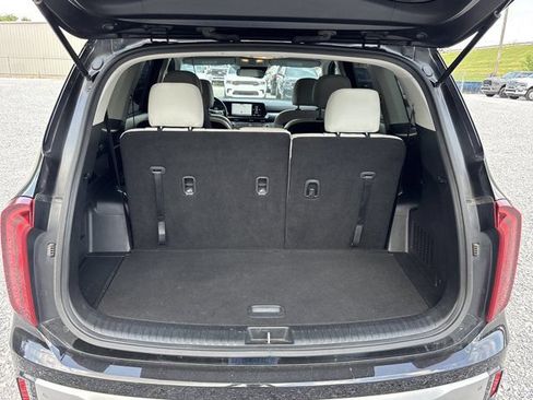 Used 2023 Kia Telluride S AWD/4WD image 5