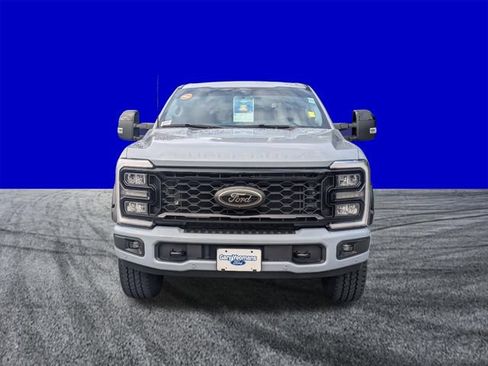 Certified 2025 Ford F350 Lariat w/ Lariat Ultimate Package AWD/4WD image 9