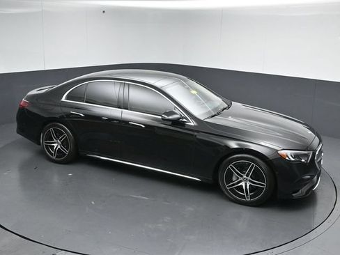 Used 2025 Mercedes-Benz E 350 4MATIC Sedan image 45