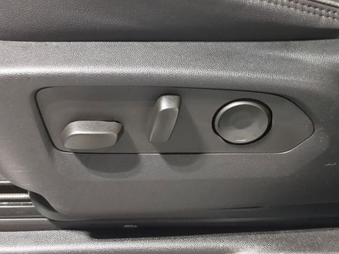 Used 2023 Chevrolet Tahoe High Country image 30