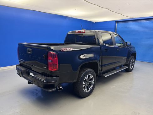 Used 2022 Chevrolet Colorado Z71 w/ Safety Package AWD/4WD image 7