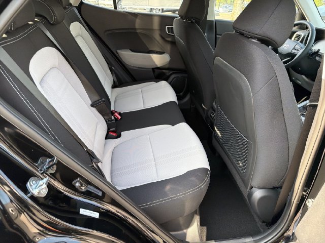 New 2026 Hyundai Venue SEL FWD image 17