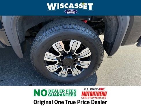 Used 2024 GMC Sierra 3500 Denali w/ Denali Reserve Package image 28