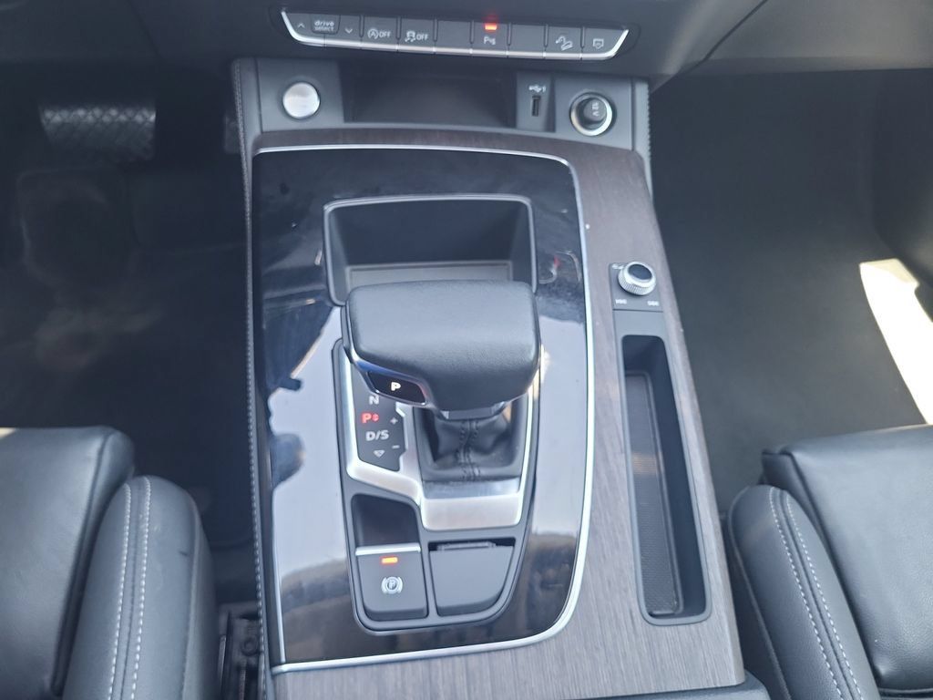 Used 2024 Audi Q5 2.0T Premium Plus AWD/4WD image 18