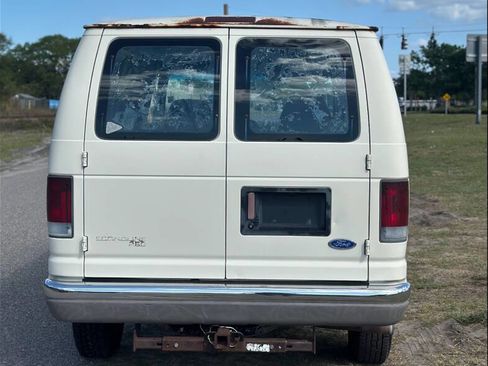 Used 1995 Ford E-250 and Econoline 250 image 8