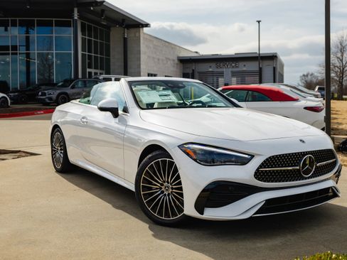 New 2026 Mercedes-Benz CLE 300 4MATIC Cabriolet image 2