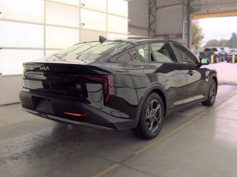 Used 2026 Kia K4 FWD image 2