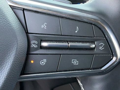 Used 2026 Chevrolet Traverse LT image 25