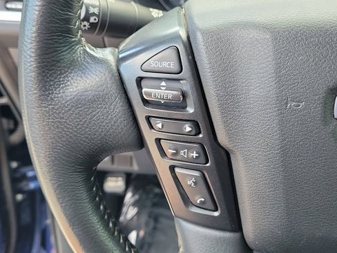 Used 2023 Nissan Frontier SV RWD image 23