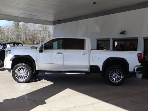 Used 2022 GMC Sierra 2500 Denali image 2