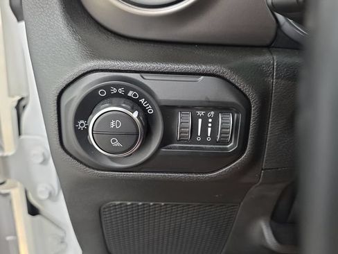 Used 2020 Jeep Gladiator Sport w/ Quick Order Package 24S AWD/4WD image 26