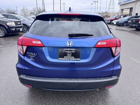 Used 2016 Honda HR-V EX image 4