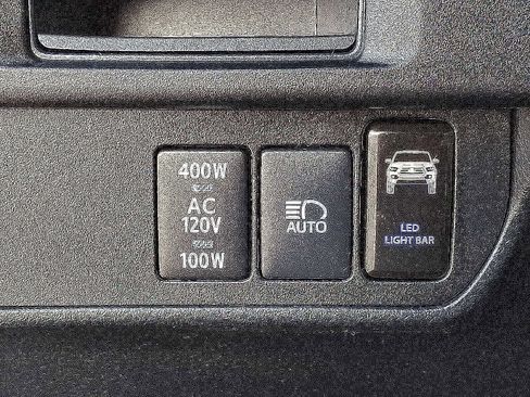 Used 2019 Toyota Tacoma TRD Sport image 26