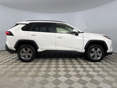 Used 2023 Toyota RAV4 LE image 8