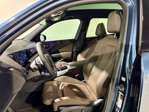 Used 2025 BMW X3 xDrive30i w/ Premium Package image 3
