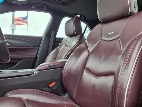 Used 2020 Cadillac CT4 Sport w/ Climate Package image 3