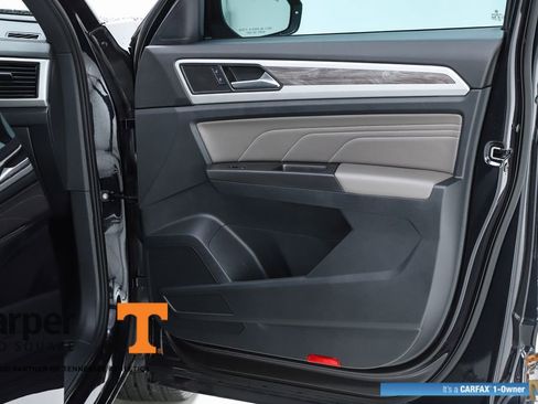 Used 2023 Volkswagen Atlas Cross Sport SE w/ Black Wheel Package FWD image 32