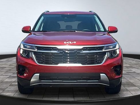 Certified 2026 Kia Seltos S AWD/4WD image 2