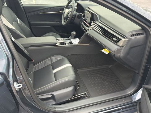 New 2026 Toyota Camry SE FWD image 12
