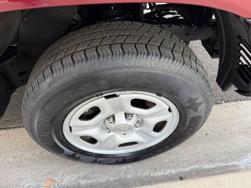 Used 2008 Toyota Tacoma 2WD Regular Cab image 5