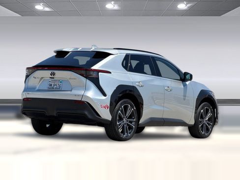 Certified 2024 Toyota bZ4X AWD w/ Weather Package image 9