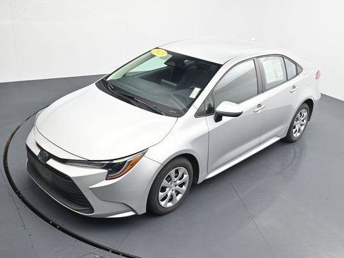 Used 2023 Toyota Corolla LE FWD image 26