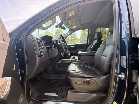 Used 2019 Chevrolet Silverado 1500 LT Trail Boss AWD/4WD image 21