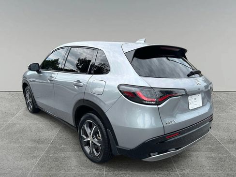 Used 2023 Honda HR-V EX-L image 3