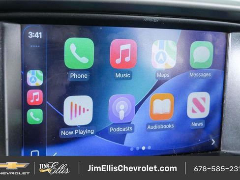 Used 2016 Chevrolet Colorado LT w/ LT Convenience Package RWD image 14