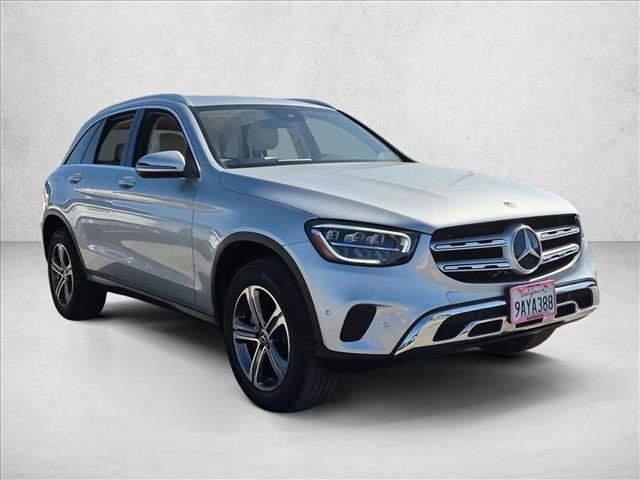 Certified 2022 Mercedes-Benz GLC 300 4MATIC image 3