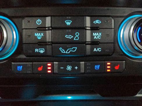 Used 2017 Ford F150 Lariat w/ Equipment Group 501A Mid AWD/4WD image 23