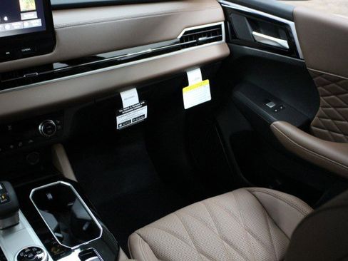 New 2026 Mitsubishi Outlander SEL image 22