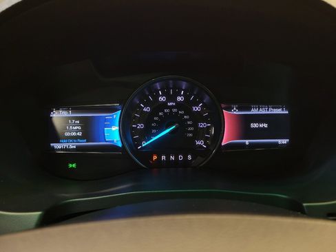 Used 2017 Ford Explorer XLT w/ Equipment Group 201A image 23