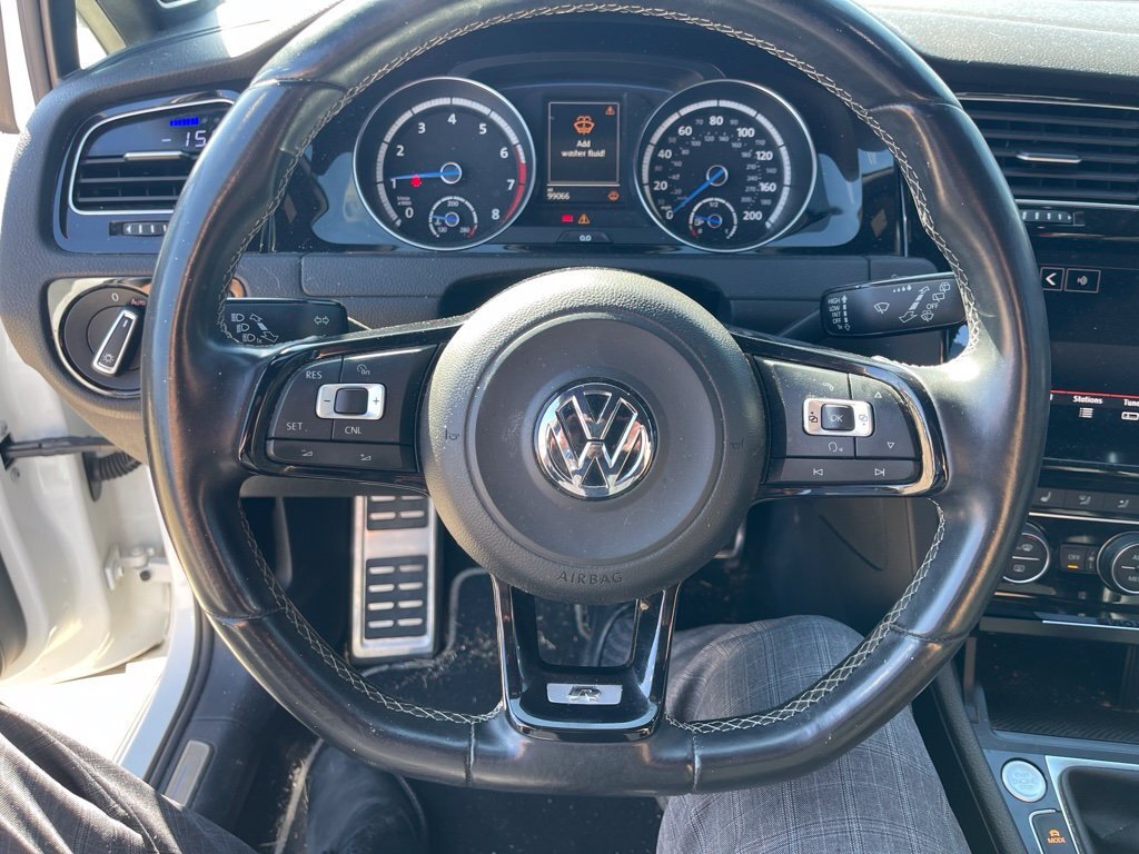 Used 2016 Volkswagen Golf R 4-Door AWD/4WD image 10