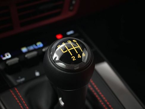 Used 2026 Porsche 911 GT3 RWD image 19