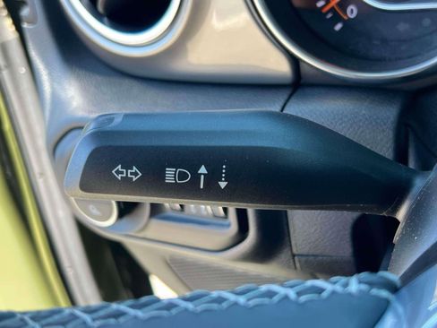 Used 2021 Jeep Gladiator Overland AWD/4WD image 16
