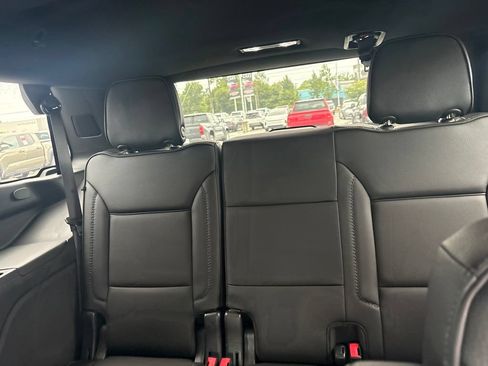 Used 2021 GMC Yukon Denali RWD image 6