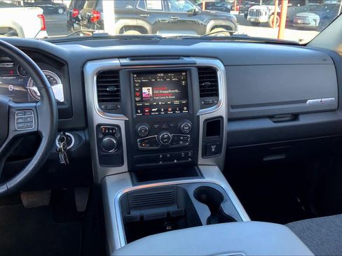 Used 2018 RAM 1500 Lone Star image 7