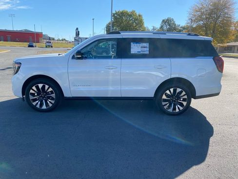 New 2025 Ford Expedition Platinum w/ Platinum Ultimate Package AWD/4WD image 4