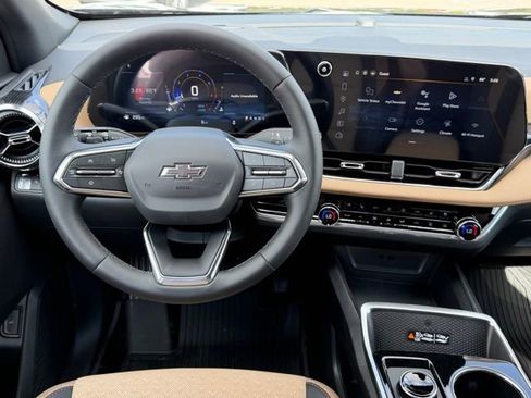 New 2026 Chevrolet Equinox ACTIV image 16