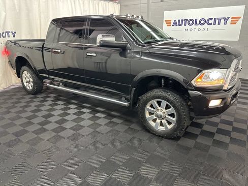 Used 2017 RAM 2500 Longhorn w/ Convenience Group AWD/4WD image 2