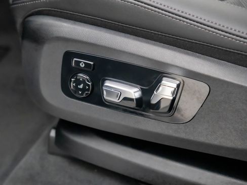 New 2026 BMW X7 xDrive40i w/ Premium Package image 15