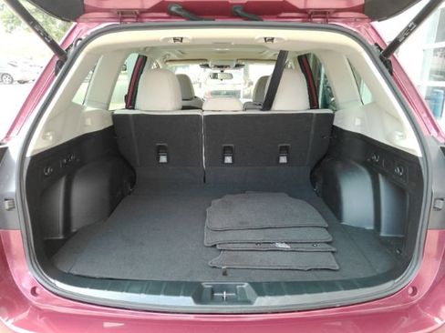 Used 2023 Subaru Forester Premium AWD/4WD image 23