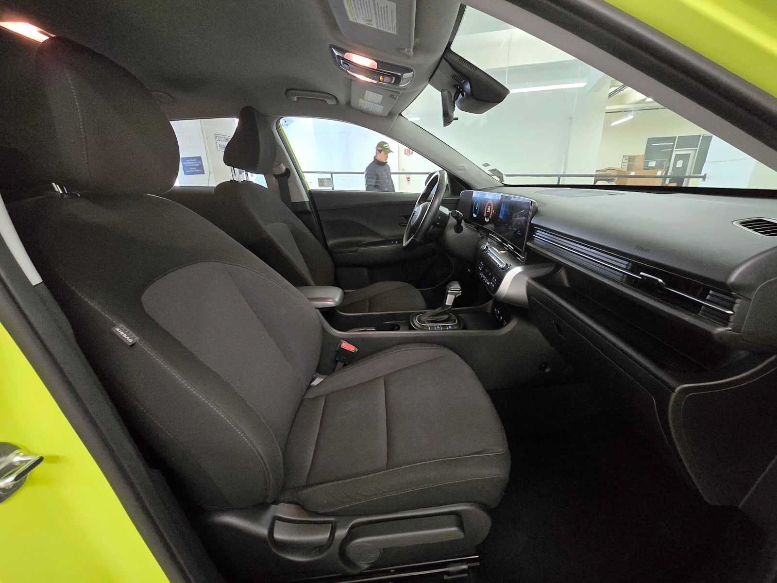 Used 2025 Hyundai Kona SEL AWD/4WD image 11
