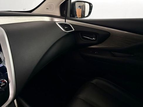 Used 2017 Nissan Murano Platinum w/ Platinum Technology Package image 30