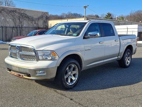 Used 2009 Dodge Ram 1500 Truck Laramie image 3