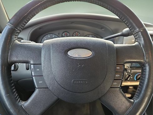 Used 2004 Ford Ranger XLT AWD/4WD image 24