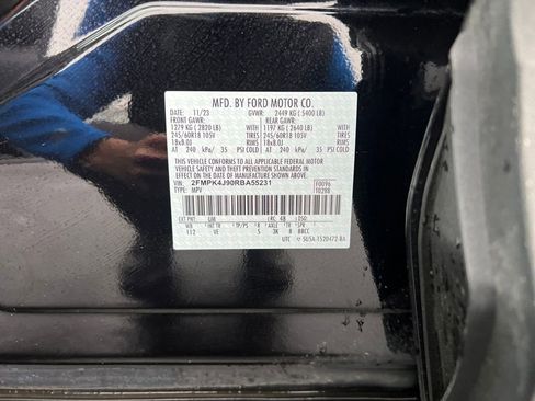 Certified 2024 Ford Edge SEL w/ Convenience Package image 32