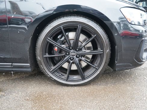 Used 2022 Audi S8 w/ S8 Comfort Plus Package image 75