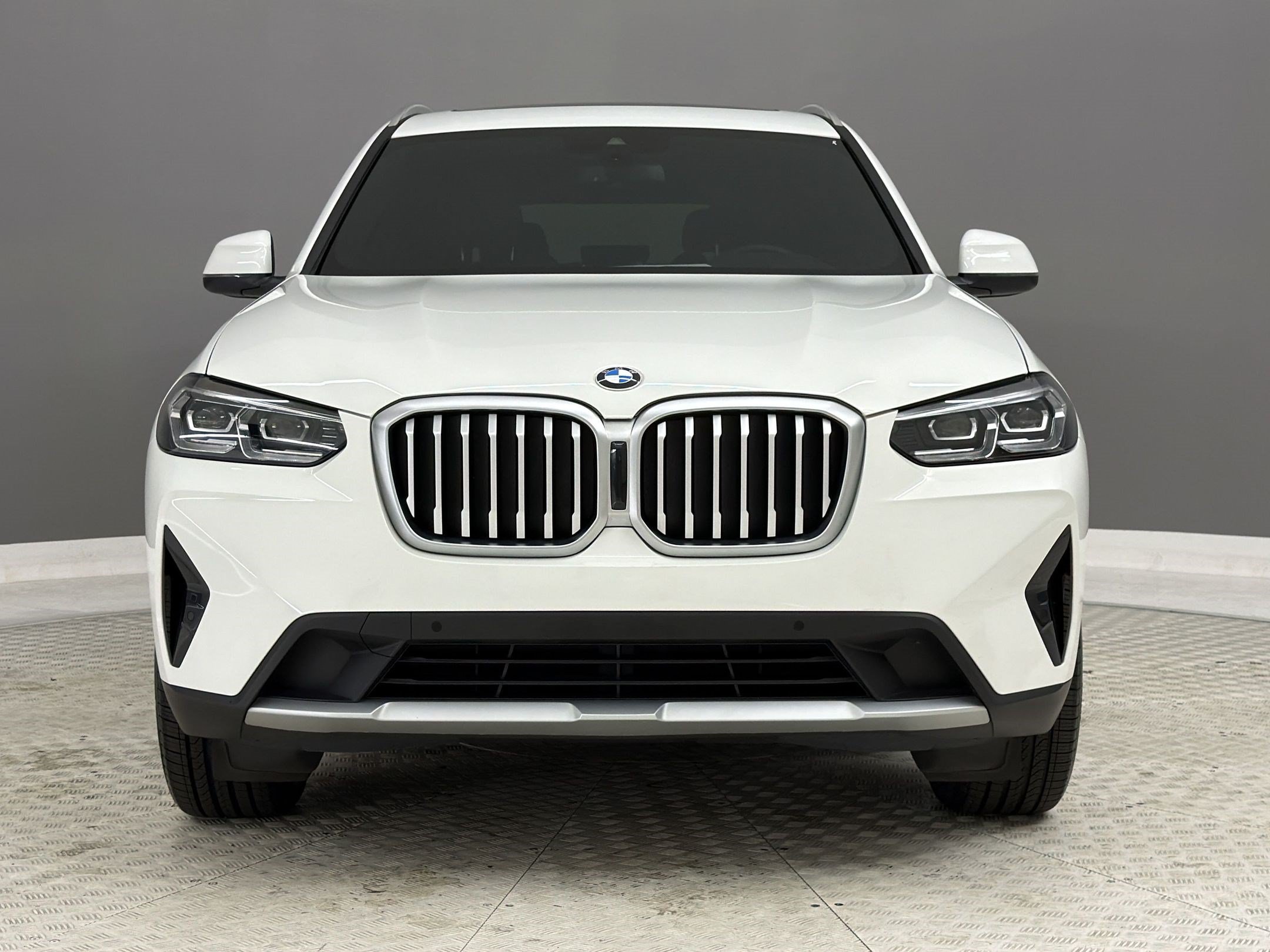 Certified 2024 BMW X3 sDrive30i w/ Convenience Package RWD image 6